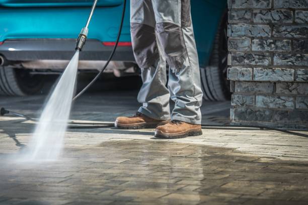 Best Pool Deck Cleaning  in Houston, MO